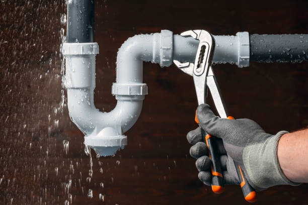 Professional Leak Detection technician working in Hot Springs, NC